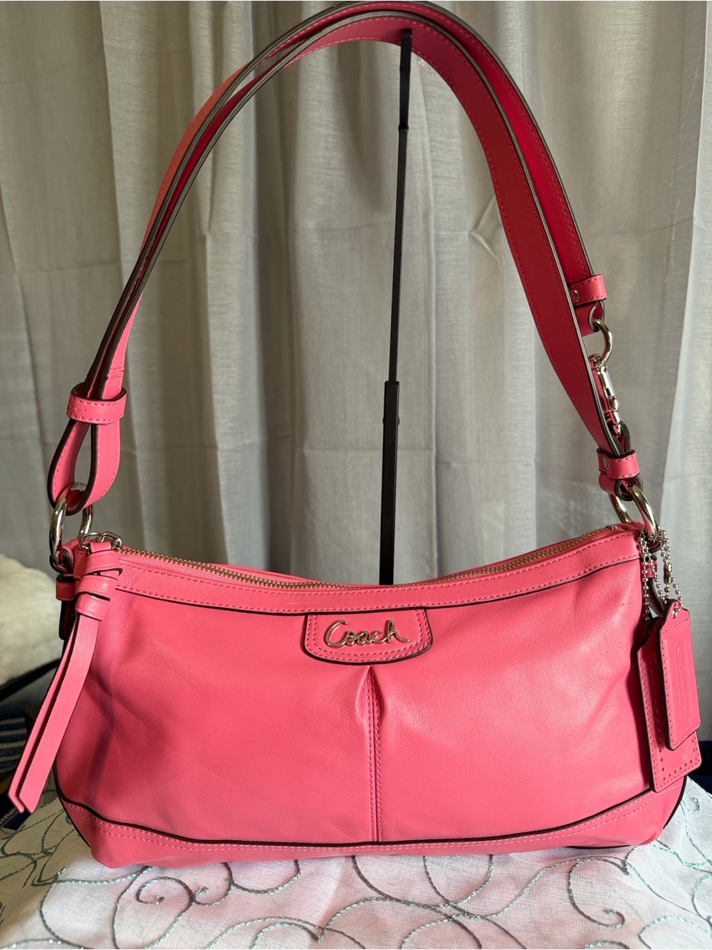 Coach Park RARE Color East/West Duffle (Style F19729 / F19726)